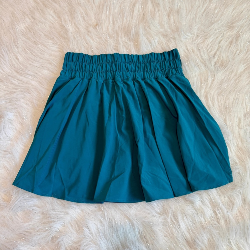 CRZ YOGA Feathery Soft, High-Rise, Shirred Waist Skort | Teal | Sz XL
